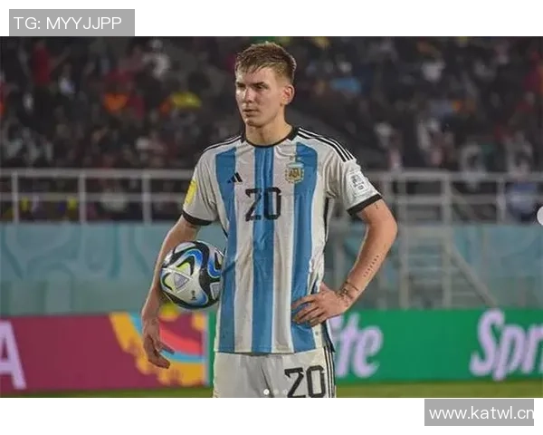 皇马拒绝那不勒斯租借马斯坦托诺：未来基石，皇冠上的明珠！